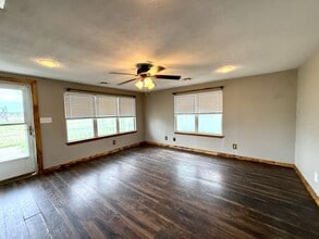 52 Landmark Rd in Ardmore, OK - Building Photo - Building Photo