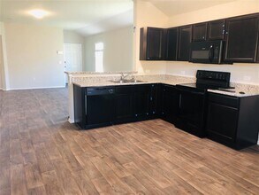 5712 Ronee Leah Dr in Austin, TX - Building Photo - Building Photo