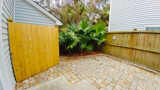 1355 Cassidy Ct in Mount Pleasant, SC - Foto de edificio - Building Photo