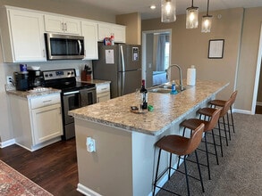 4788 Holmes St in Dublin, OH - Building Photo - Building Photo