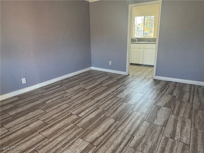 379 N 15th St in Las Vegas, NV - Building Photo - Building Photo