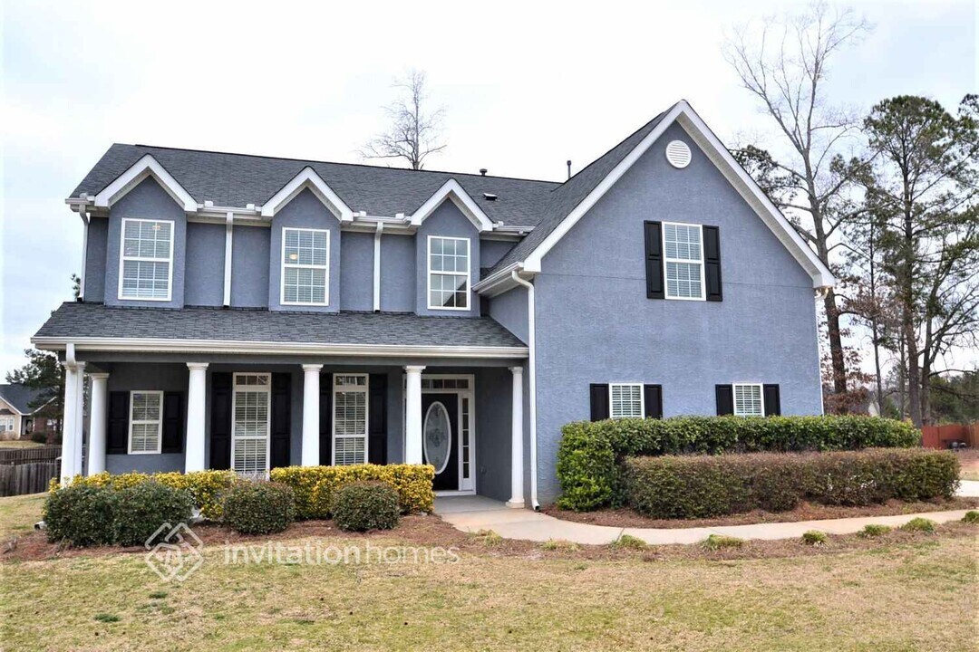 605 Alyssa Dr in Locust Grove, GA - Building Photo