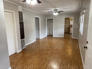 303 N Emporia St in El Dorado, KS - Building Photo - Building Photo