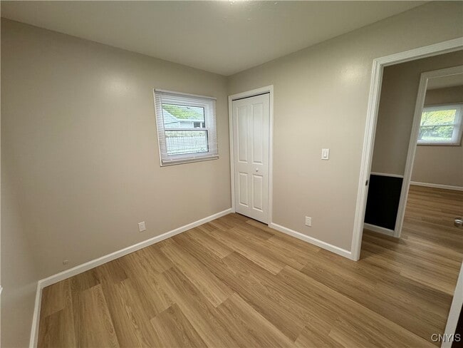 304 Birchwood Blvd in Baldwinsville, NY - Building Photo - Building Photo