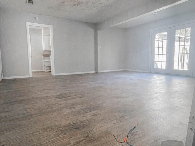 2004 47th St in Lubbock, TX - Building Photo - Building Photo