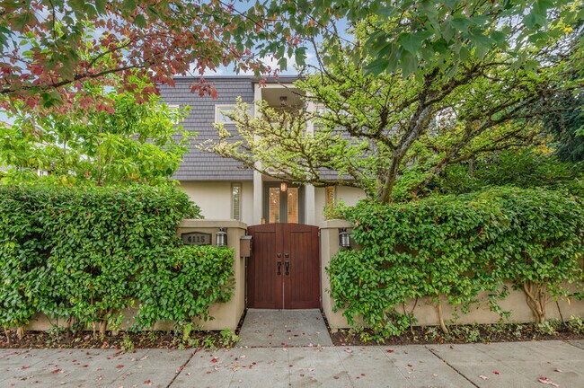 4115 E Galer St in Seattle, WA - Building Photo - Building Photo