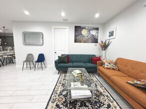 3855 Ocala Rd in Atlantis, FL - Building Photo - Building Photo