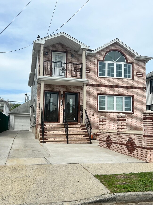 property at 241-21 Memphis Ave