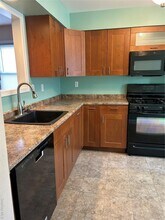 135 W Nyack Rd in Nanuet, NY - Building Photo - Building Photo