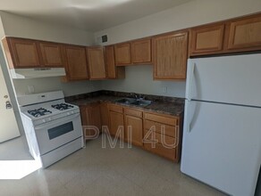 235 Tennessee St NE in Albuquerque, NM - Building Photo - Building Photo