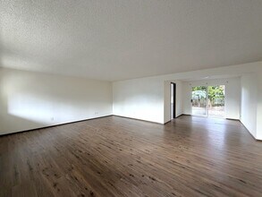 7721 23rd St W in University Place, WA - Building Photo - Building Photo