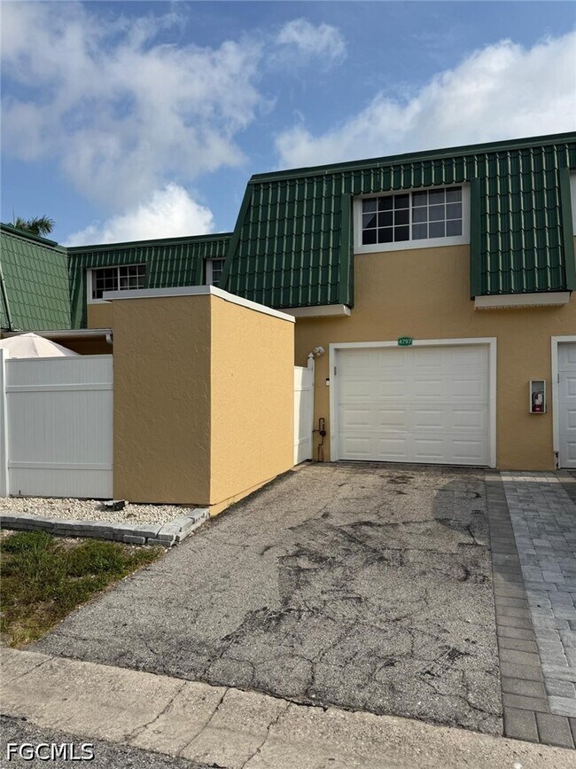 property at 4797 Albacore Ln
