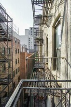 336 E 18th St in New York, NY - Foto de edificio - Building Photo