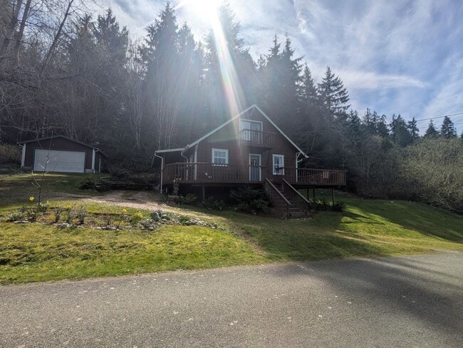 property at 1030 Fairmount Rd