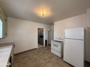 211 N Pierce Ave in Yakima, WA - Building Photo - Building Photo