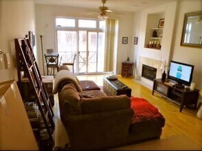 2117 W Rice St in Chicago, IL - Building Photo - Building Photo