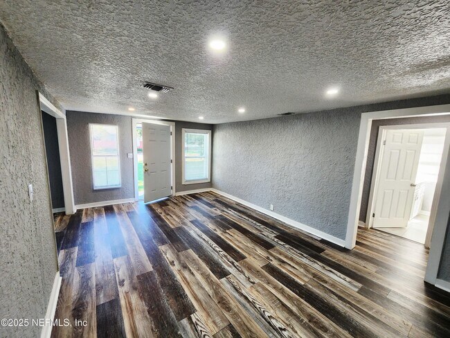3238 Townsend Blvd in Jacksonville, FL - Building Photo - Building Photo