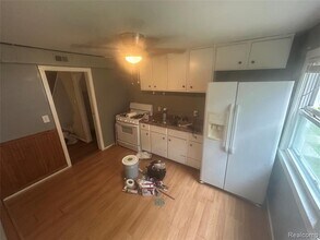 33314 Belding Ct in Westland, MI - Building Photo - Building Photo