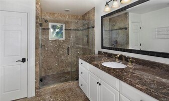 31719 Coast Hwy in Laguna Beach, CA - Building Photo