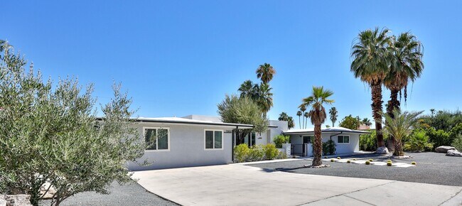 73042 Willow St in Palm Desert, CA - Building Photo - Building Photo