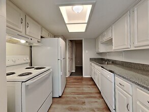 2225 Janice St in Mesquite, TX - Building Photo - Building Photo