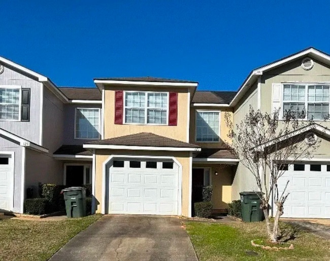 property at 125 Woodberry Dr