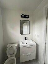 50 N Hampton Rd in Columbus, OH - Building Photo