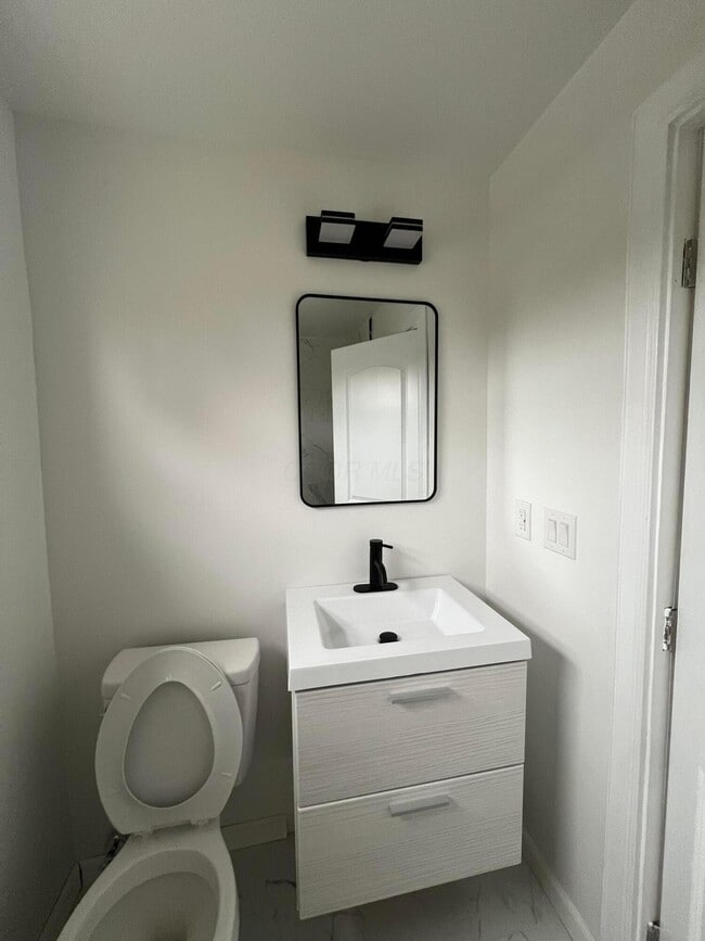 property at 50 N Hampton Rd