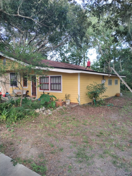 717 Old Sugar Mill Rd in Port Orange, FL - Building Photo