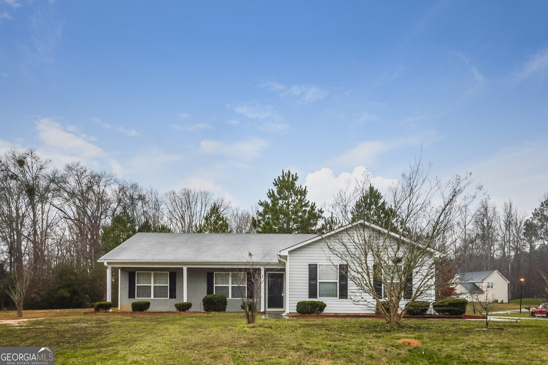 75 Railside Dr in Covington, GA - Building Photo