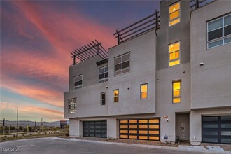 3346 Esker Rdg Ave in Henderson, NV - Building Photo - Building Photo