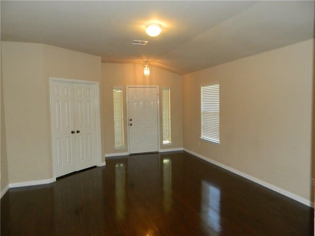 3149 Henderson Path in Round Rock, TX - Building Photo - Building Photo