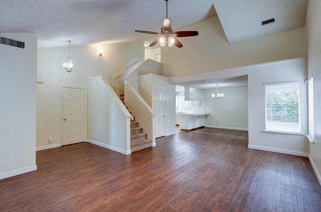1761 E Jordan Ave in Fresno, CA - Building Photo - Building Photo