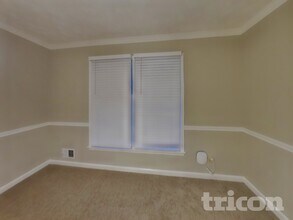 305 Woodsong Dr in Fayetteville, GA - Building Photo - Building Photo