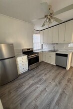 2 Hasbrouck Ave in Hasbrouck Heights, NJ - Building Photo - Building Photo