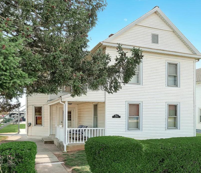 700 Linden Ave in Hanover, PA - Building Photo