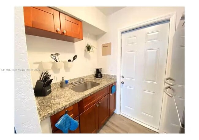7638 N Miami Ave in Miami, FL - Foto de edificio - Building Photo