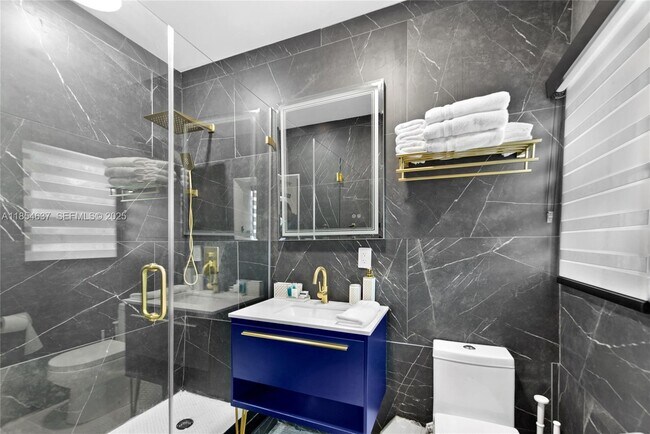 91865 Overseas Hwy in Tavernier, FL - Foto de edificio - Building Photo