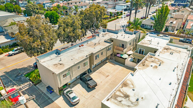 325 12th St in Huntington Beach, CA - Building Photo - Building Photo