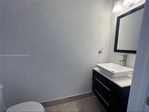 15800 SW 92nd Ave in Palmetto Bay, FL - Building Photo - Building Photo