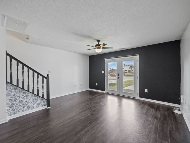 92A Shoreline Dr in Jacksonville, NC - Building Photo - Building Photo