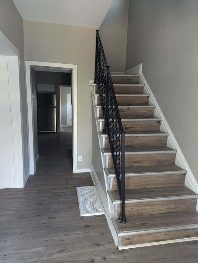 property at 4723 Varrelmann Ave