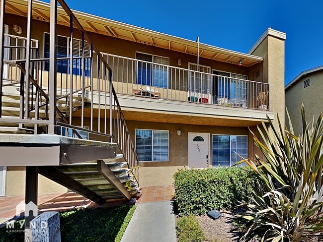 property at 4775 Seminole Dr