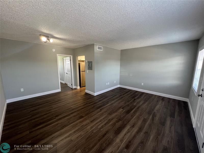 2605 NW 135th St in Miami, FL - Building Photo