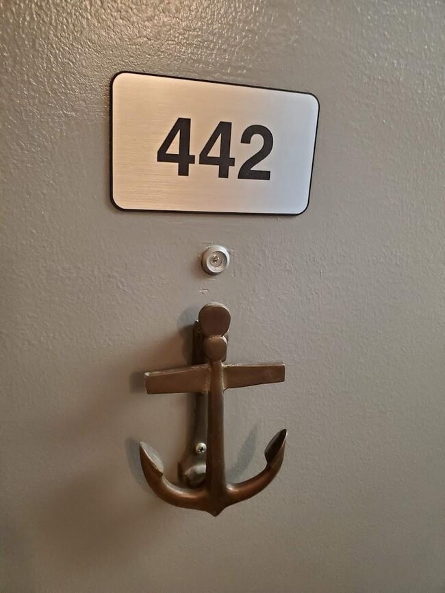 3 N Christopher Columbus Blvd, Unit TD442 in Philadelphia, PA - Foto de edificio - Building Photo