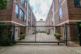 118 McGowen St in Houston, TX - Building Photo - Building Photo