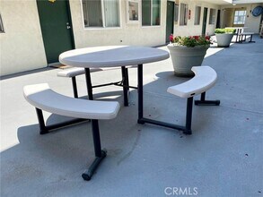 4777 W 132nd St-Unit -5 in Hawthorne, CA - Building Photo - Building Photo