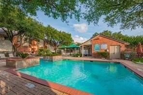 property at 2211 S Kirkwood Rd