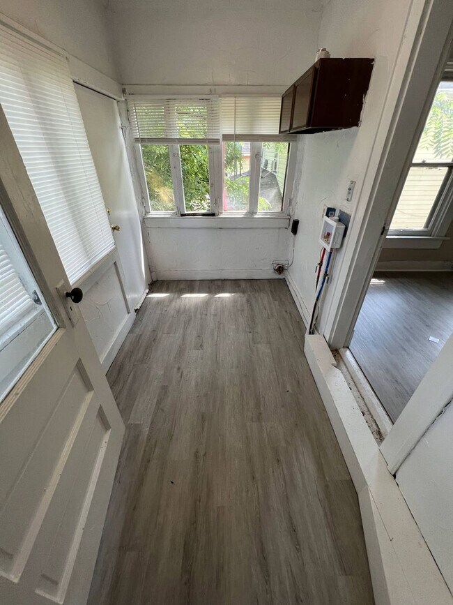 48 Indiana Ave-Unit -46 Indiana Ave. in Dayton, OH - Foto de edificio - Building Photo