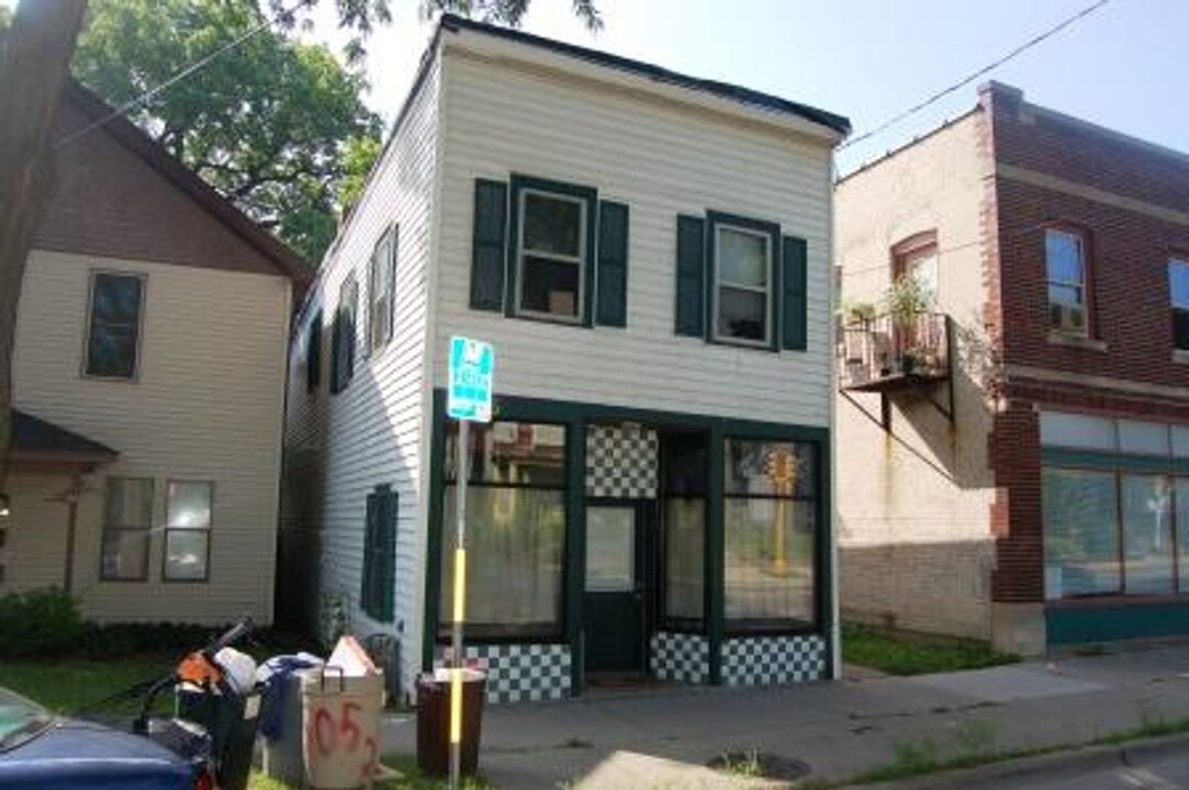 1505 Williamson St in Madison, WI - Building Photo